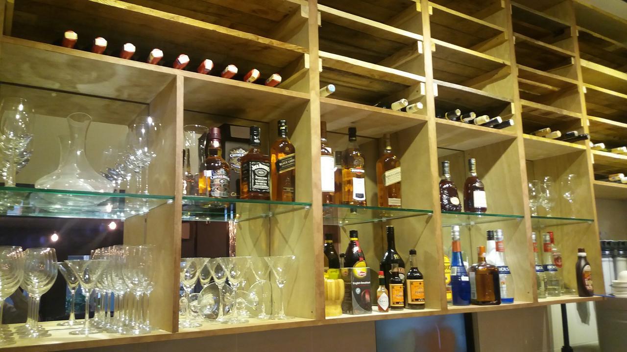 犀鸟回忆酒店 古晋 外观 照片